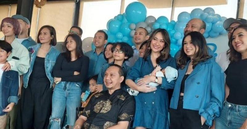 Instagram.com/emmymuchlis